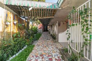 Formerly RedDoorz Jalan Asahan Pematang Sianta fotoÄŸrafÄ±