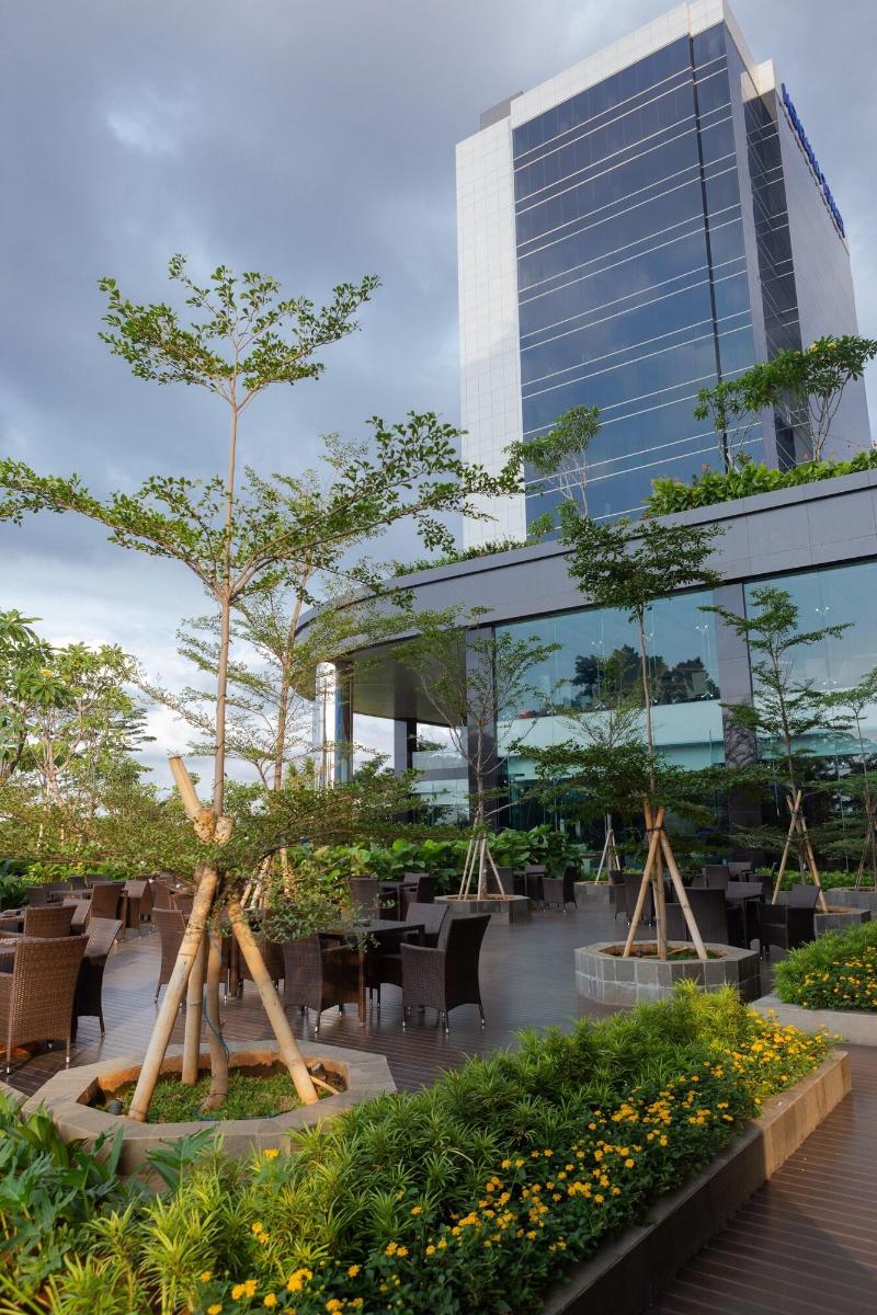 Avenzel Hotel and Convention Cibubur - Genel