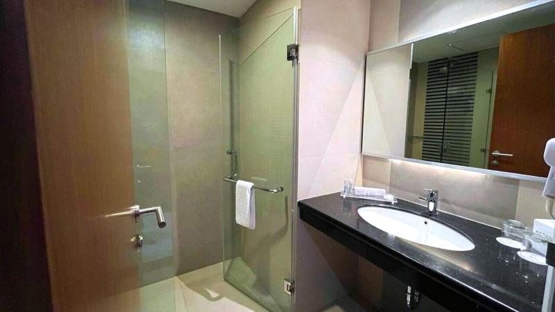 Avenzel Hotel and Convention Cibubur - Oda