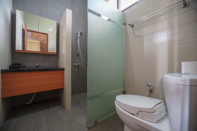 Formerly RedDoorz Plus Lodaya Gunung Geulis Puncak - Oda
