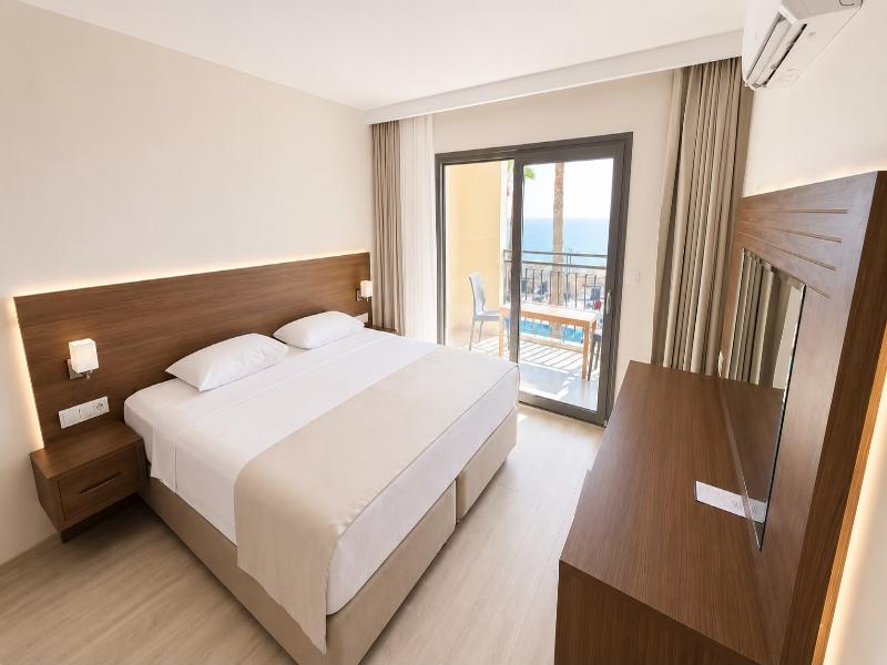 Altamare By Luna Collection - Oda
