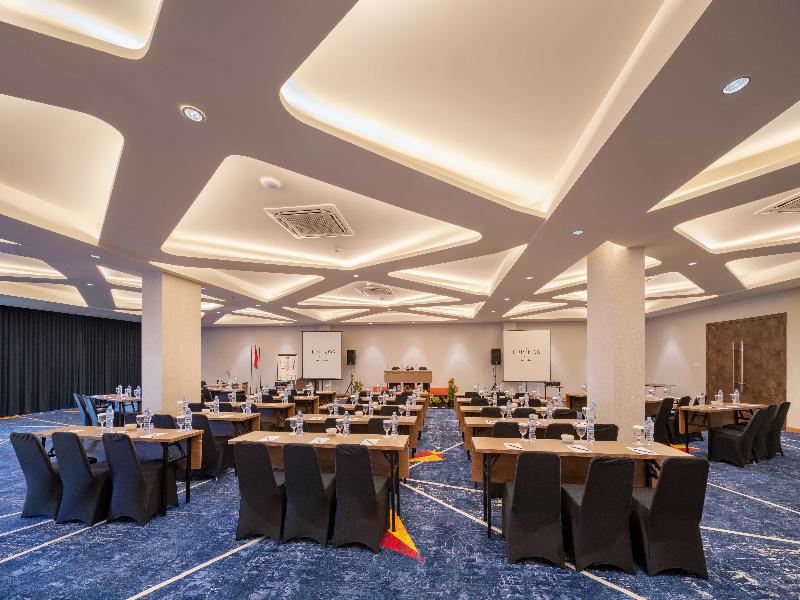 Luminor Hotel Sidoarjo - Toplantı