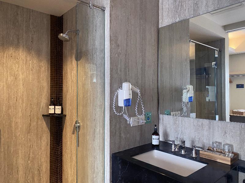 Luminor Hotel Sidoarjo - Oda