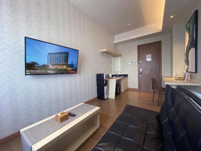 Luminor Hotel Sidoarjo - Oda