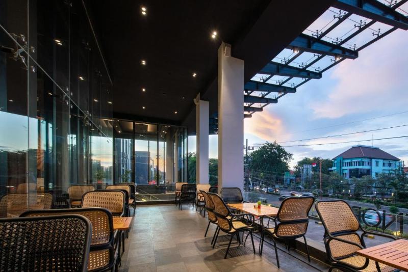 Luminor Hotel Sidoarjo - Restoran