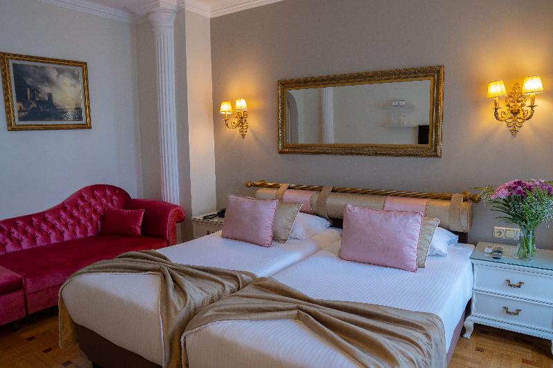 Avicenna Hotel - Oda
