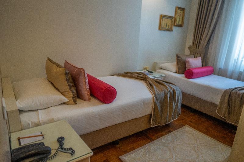 Avicenna Hotel - Oda
