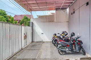 Formerly RedDoorz near Surabaya Zoo fotoÄŸrafÄ±