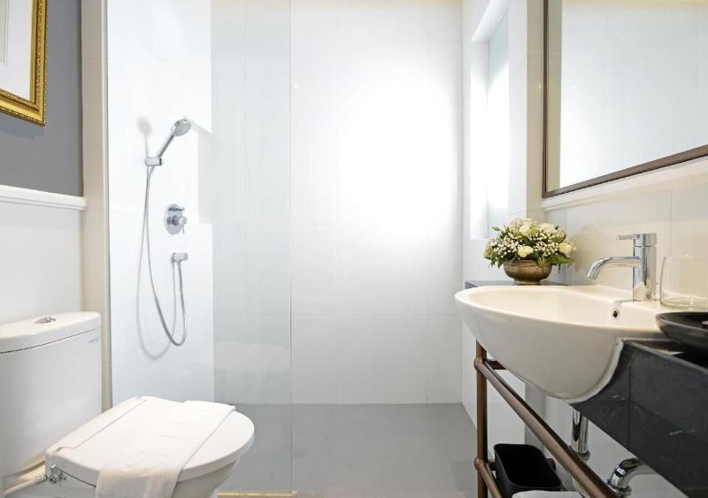 Brava Suites by Zia Surabaya - Oda
