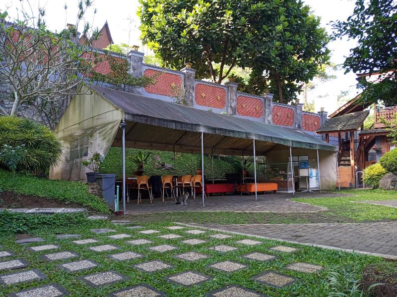 Bantal Guling Villa Lembang - Genel