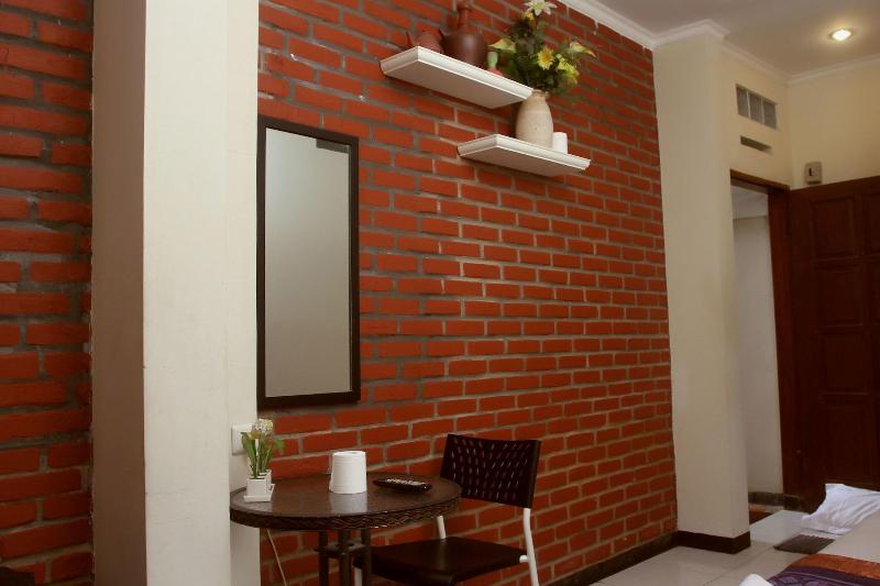 Bantal Guling Villa Lembang - Oda
