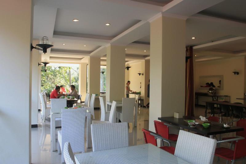 Bantal Guling Villa Lembang - Restoran