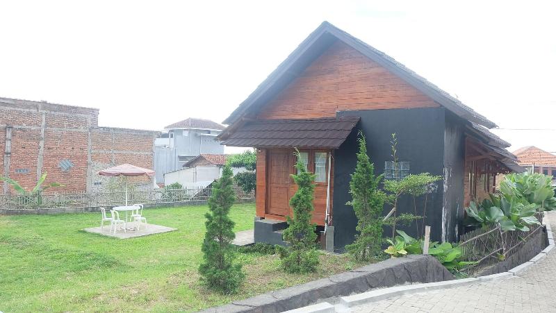 Lembur Incu Syariah Villa by ZUZU - Genel