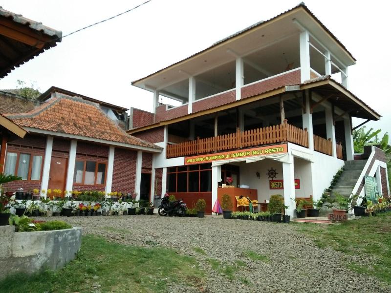 Lembur Incu Syariah Villa by ZUZU - Genel