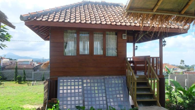 Lembur Incu Syariah Villa by ZUZU - Oda