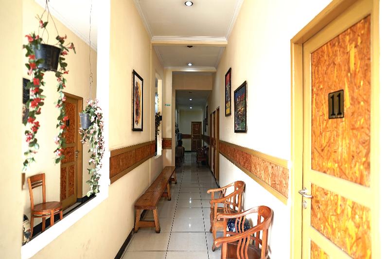 Saung Balibu Hotel - Lobi
