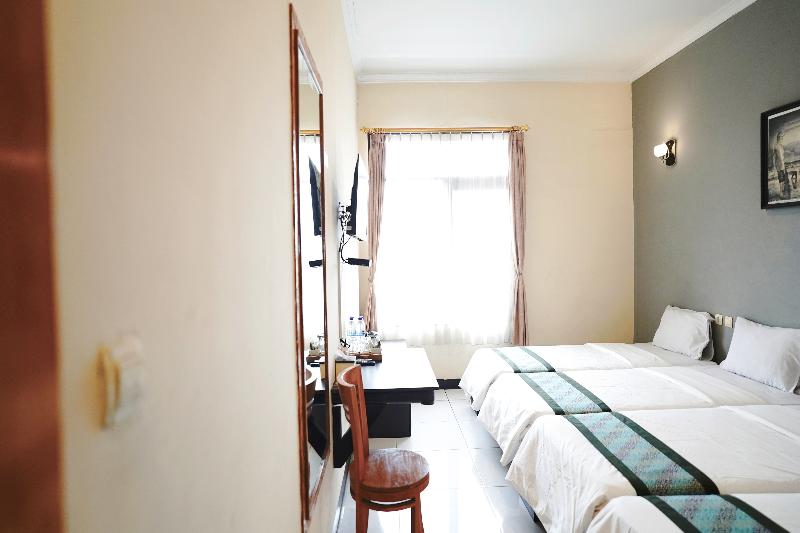 Saung Balibu Hotel - Oda