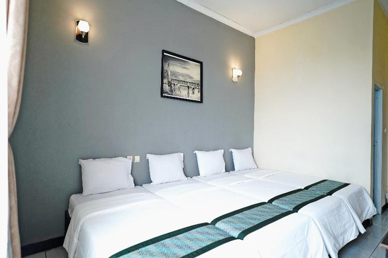 Saung Balibu Hotel - Oda