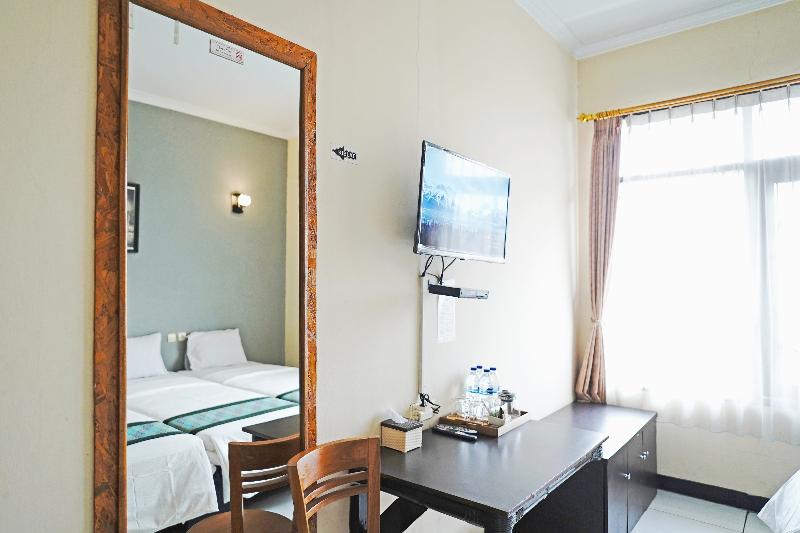 Saung Balibu Hotel - Oda