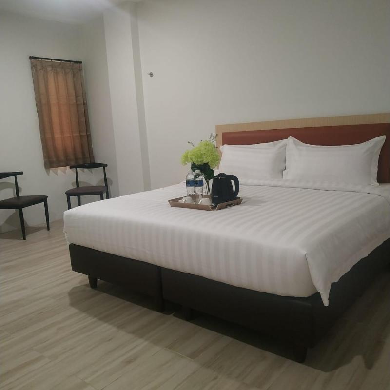 Sovrano Hotel Batam - Oda