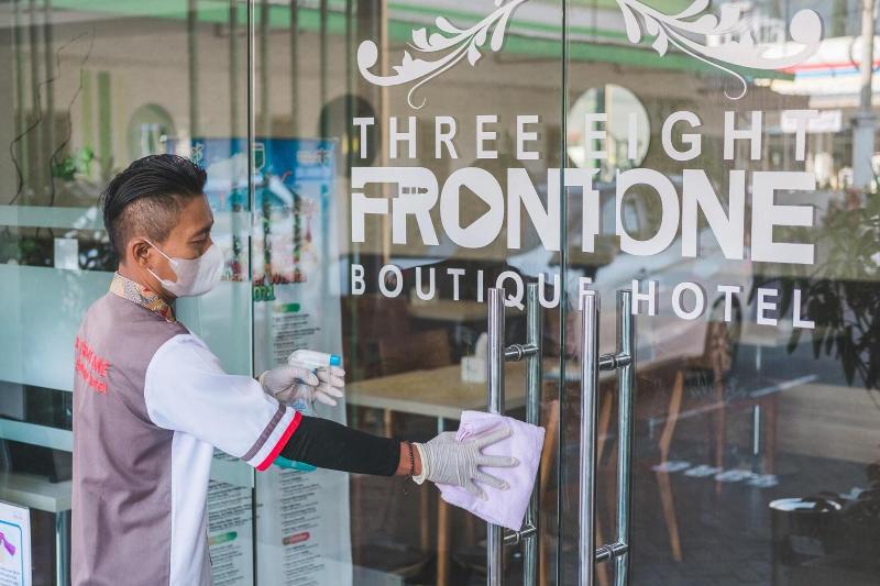 Three Eight Front One Boutique Batu - Genel