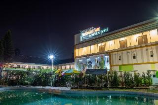 Three Eight Front One Boutique Batu fotoÄŸrafÄ±