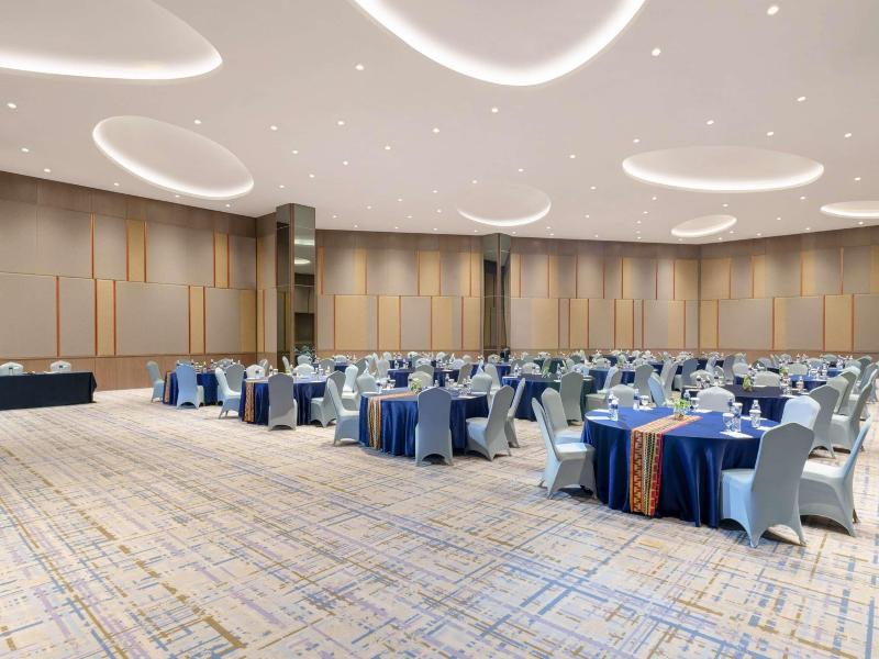 Golden Tulip Springhill Bandar Lampung - Toplantı
