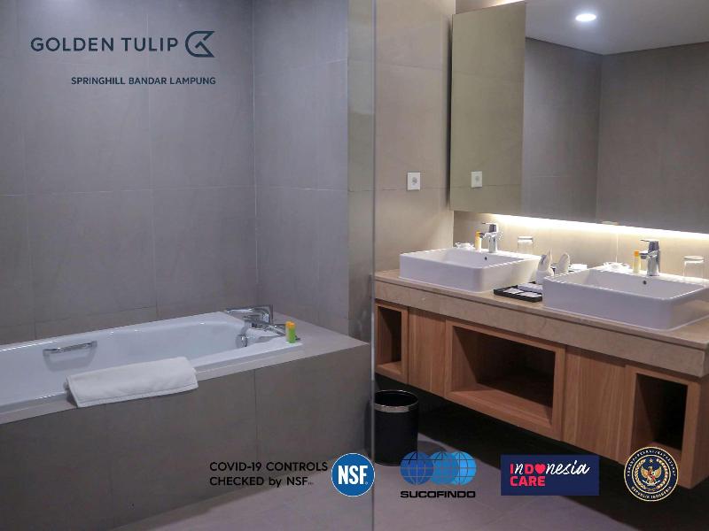Golden Tulip Springhill Bandar Lampung - Oda