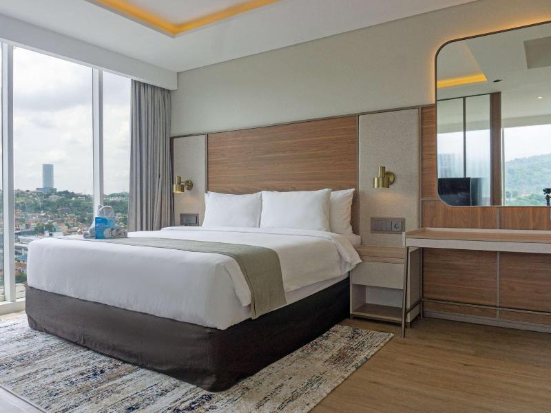 Golden Tulip Springhill Bandar Lampung - Oda
