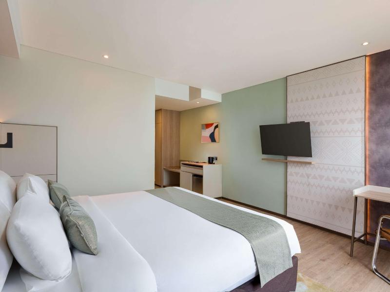 Golden Tulip Springhill Bandar Lampung - Oda
