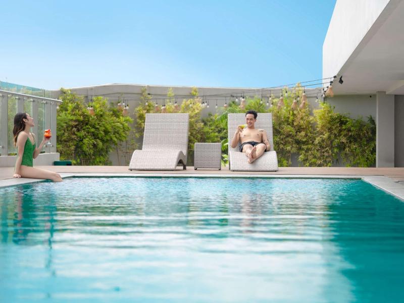 Golden Tulip Springhill Bandar Lampung - Havuz