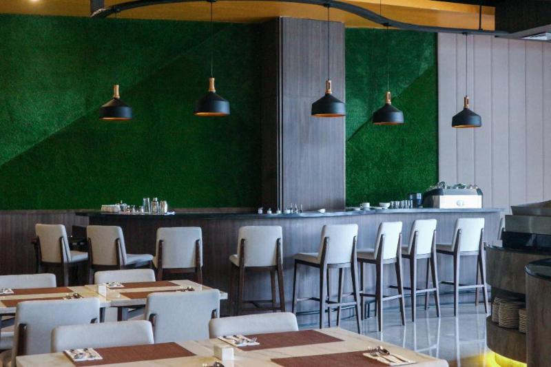 Golden Tulip Springhill Bandar Lampung - Restoran
