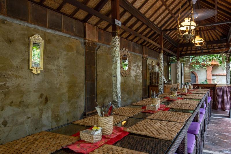 Ubud Aura Retreat Centre - Restoran