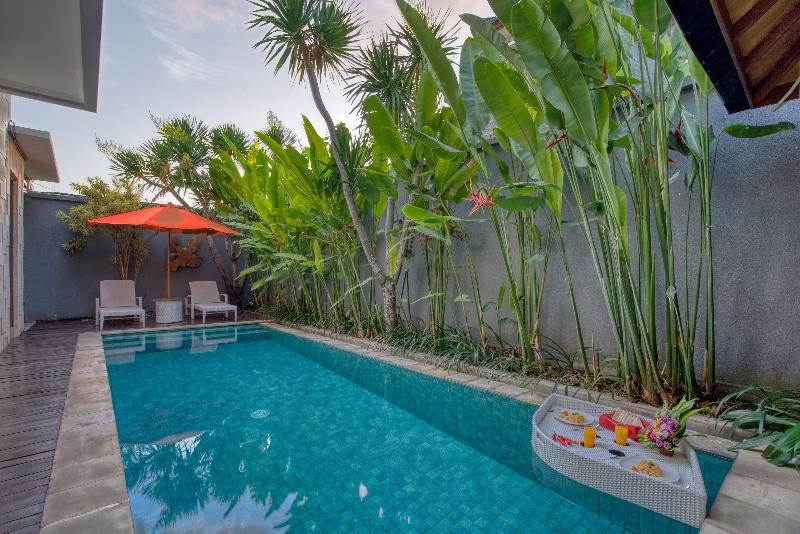 Sotis Villa Canggu - Havuz