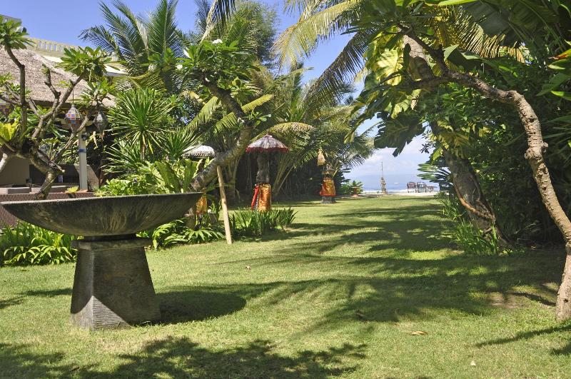 Bayshore Villas - Genel
