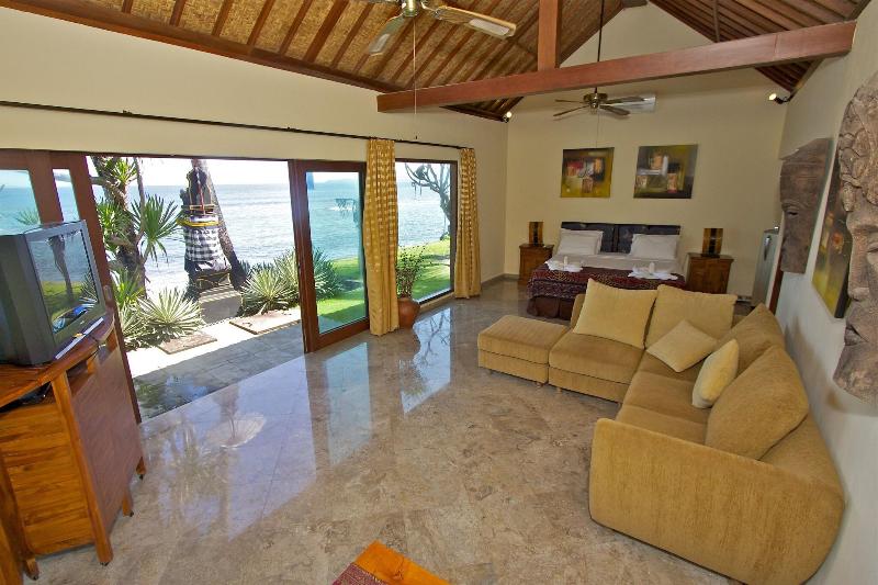 Bayshore Villas - Oda