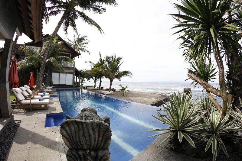 Bayshore Villas - Havuz