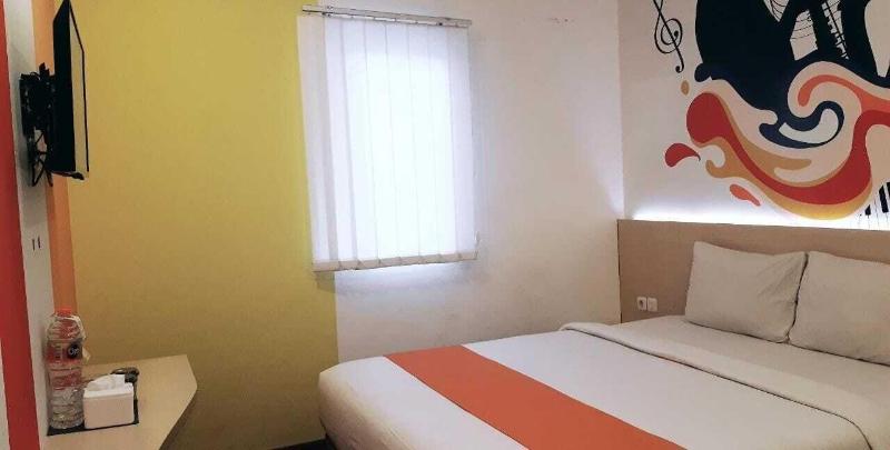 Green Red Hotel Syariah Jombang (Formerly Front On - Oda