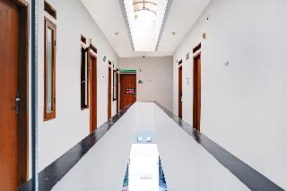 Oyo 1932 Srimahi Residence fotoÄŸrafÄ±