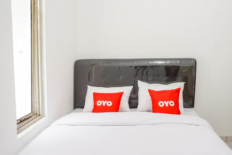 Oyo 1932 Srimahi Residence - Oda
