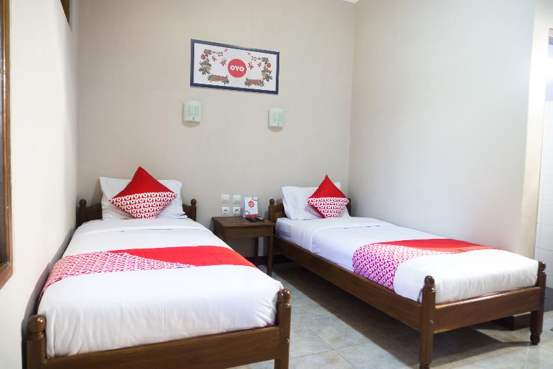 Oyo 942 Srikandi Hotel - Oda