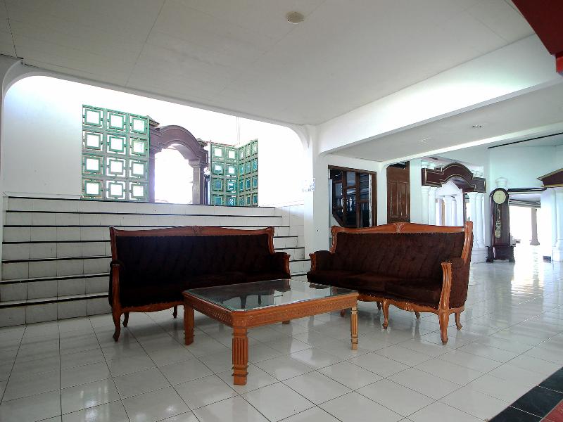 Oyo 2360 Hotel Rio - Lobi