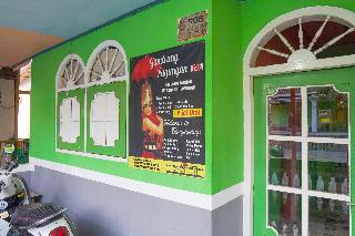 Spot On 1762 Gandrung Payungan Family Inn fotoÄŸrafÄ±