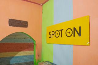 Spot On 1762 Gandrung Payungan Family Inn fotoÄŸrafÄ±