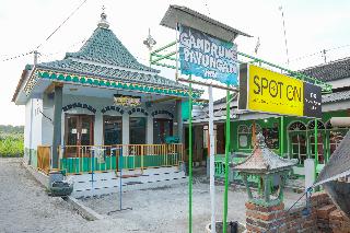 Spot On 1762 Gandrung Payungan Family Inn fotoÄŸrafÄ±