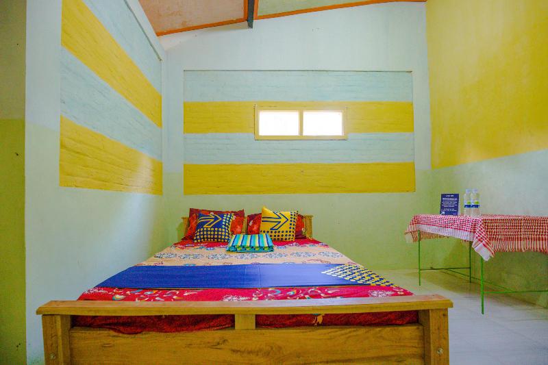 Spot On 1762 Gandrung Payungan Family Inn - Oda
