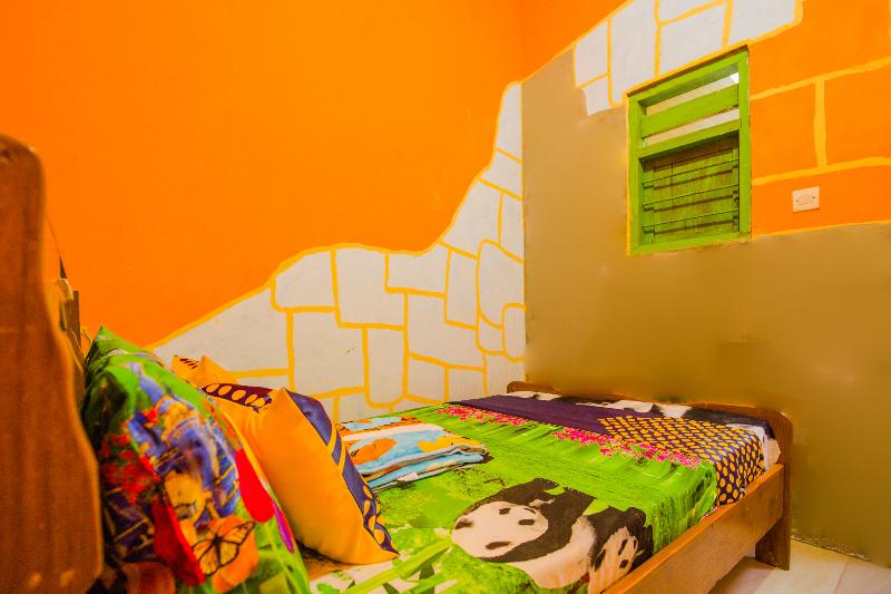Spot On 1762 Gandrung Payungan Family Inn - Oda