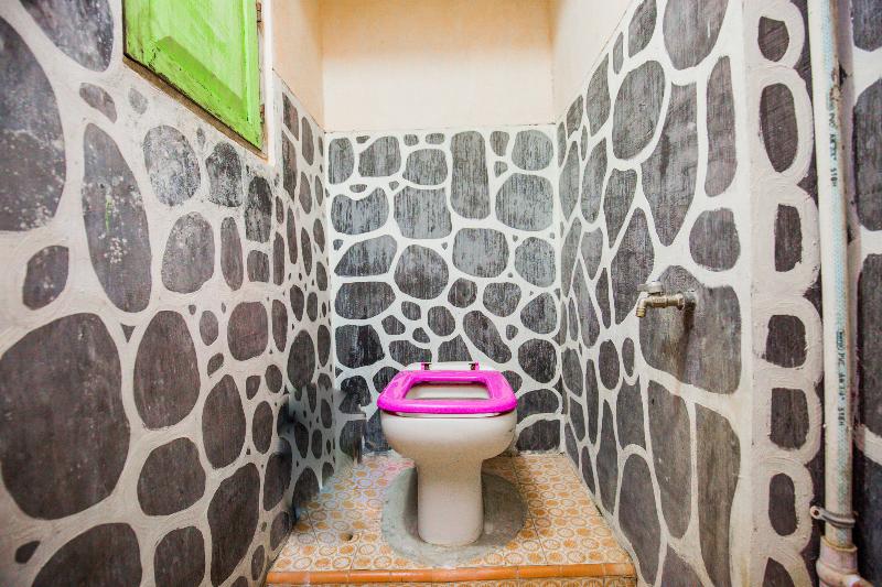 Spot On 1762 Gandrung Payungan Family Inn - Oda