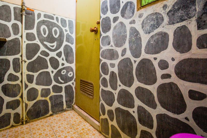 Spot On 1762 Gandrung Payungan Family Inn - Oda