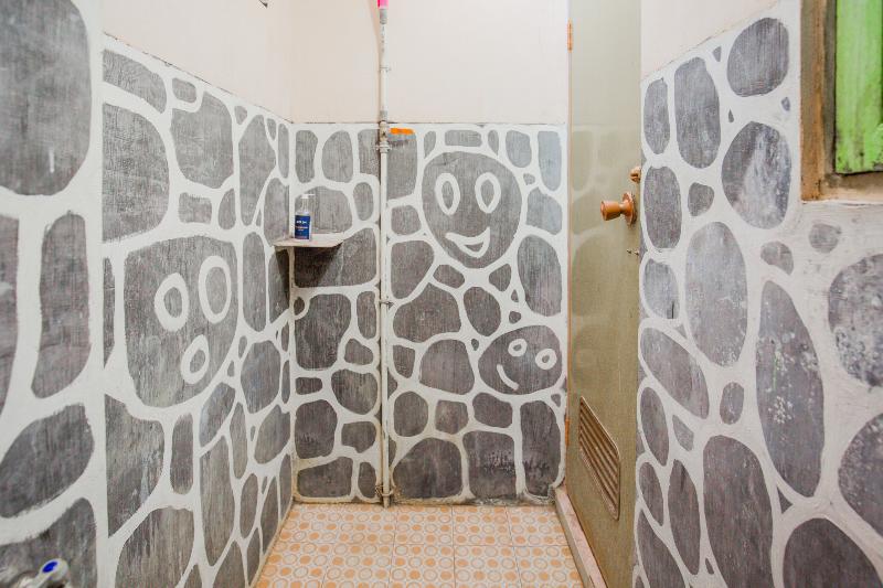 Spot On 1762 Gandrung Payungan Family Inn - Oda
